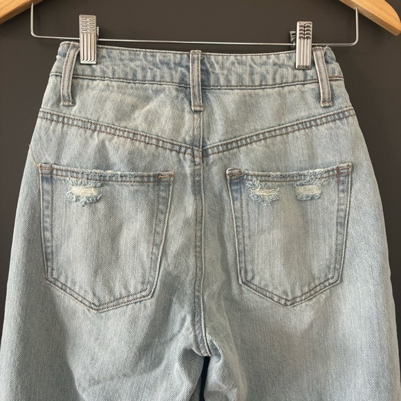 And Now This Distressed Relaxed Light Wash Straight Leg Boyfriend Jeans size 24 - Picture 5 of 8